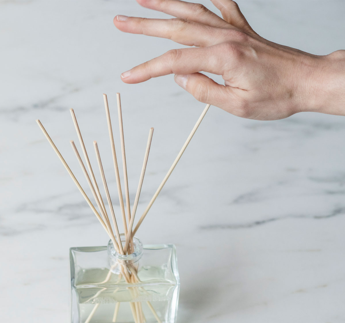 how-to-reed-diffuser-13-web